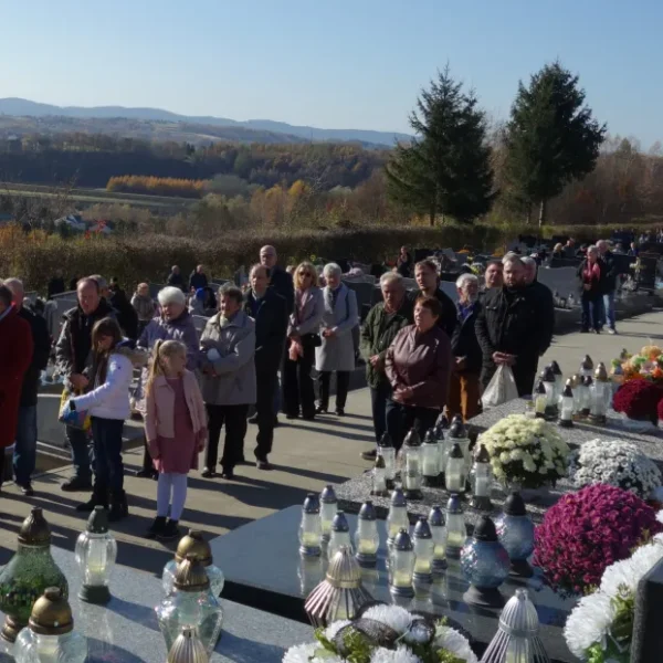 Uroczystość Wszystkich Świętych - Zdjęcie 3
